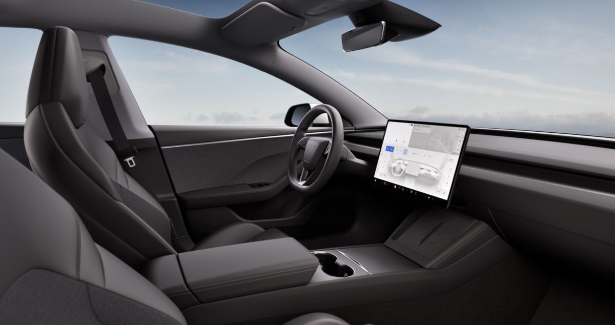 CarPlay absent chez Tesla : Une leçon digitale pour les entreprises