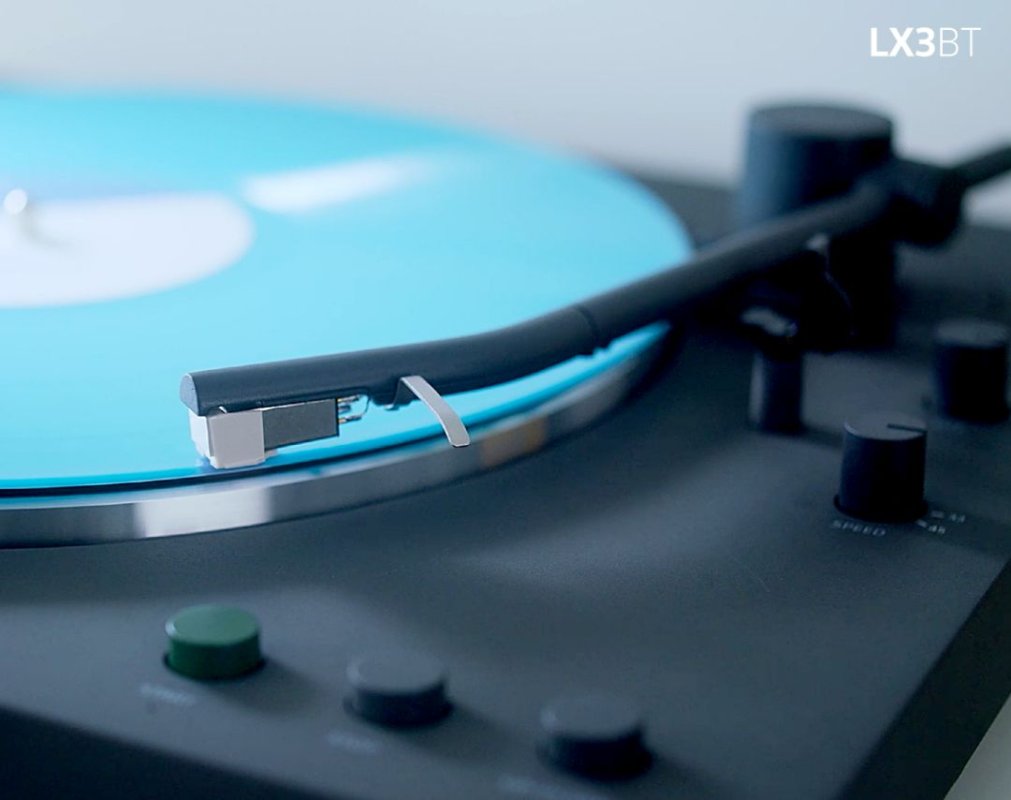 Sony et le Vinyle : Une Leçon de Stratégie Digitale pour les Entreprises