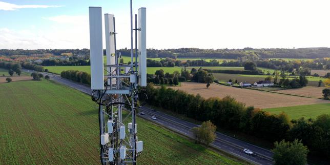 Télécoms : à Muel, en Bretagne, l’antenne de téléphonie mobile sème la zizanie