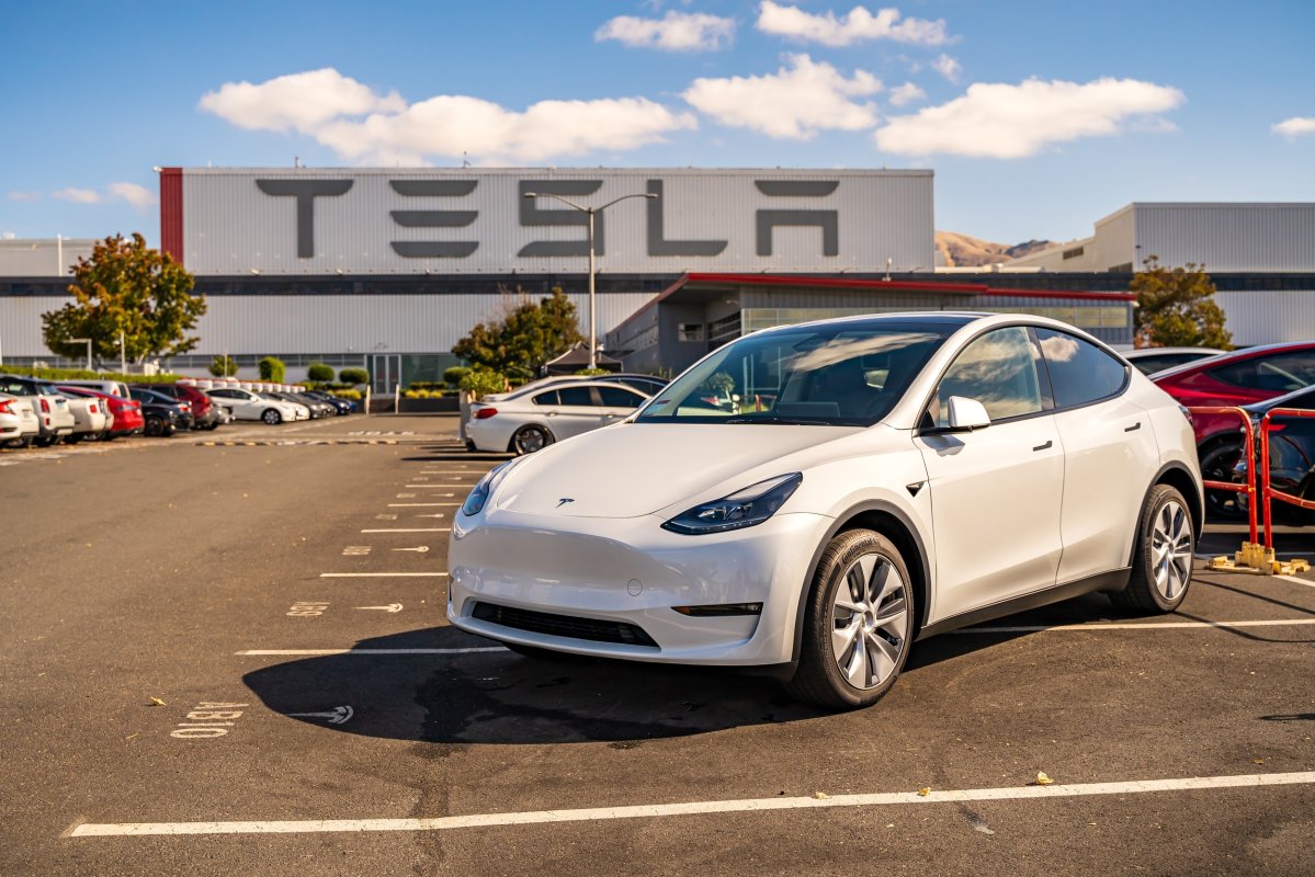 L’erreur d’étiquette Tesla : 15 000 Model Y rappelées