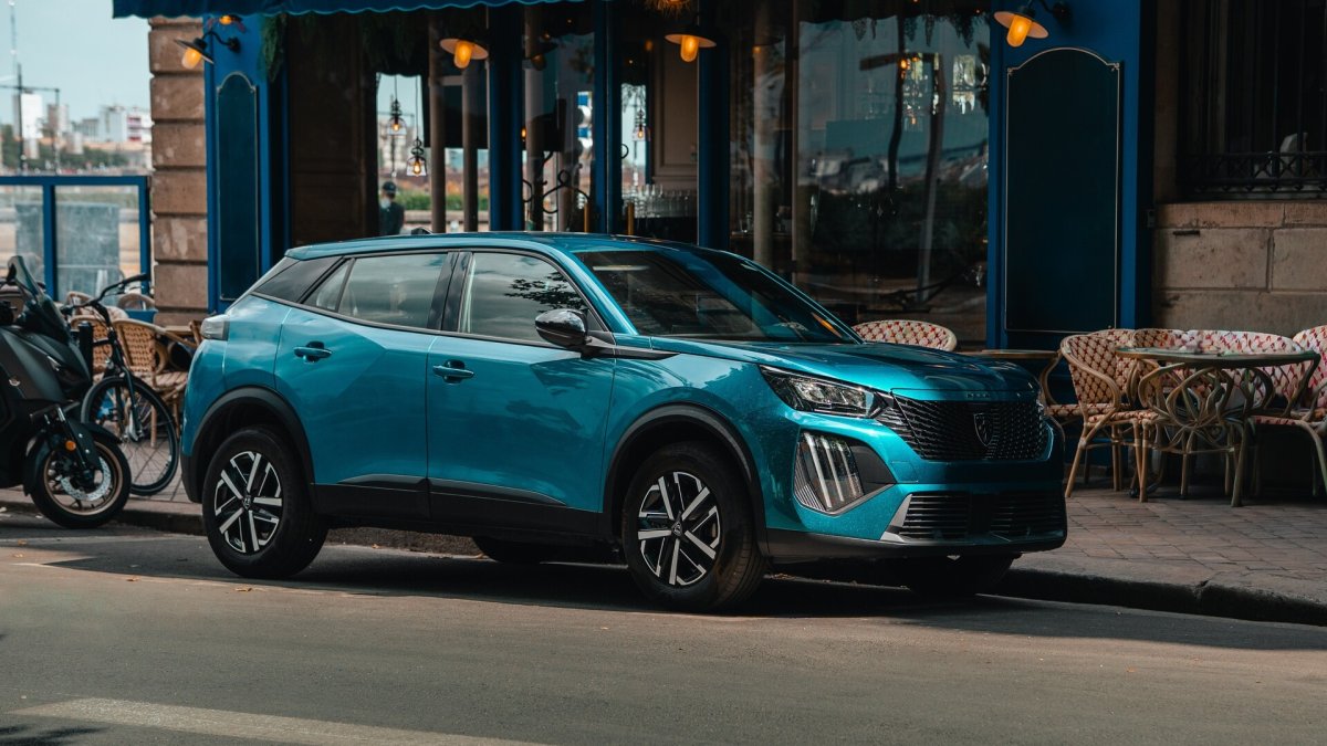 Aide voiture électrique : 5 leçons digitales pour le Maroc
