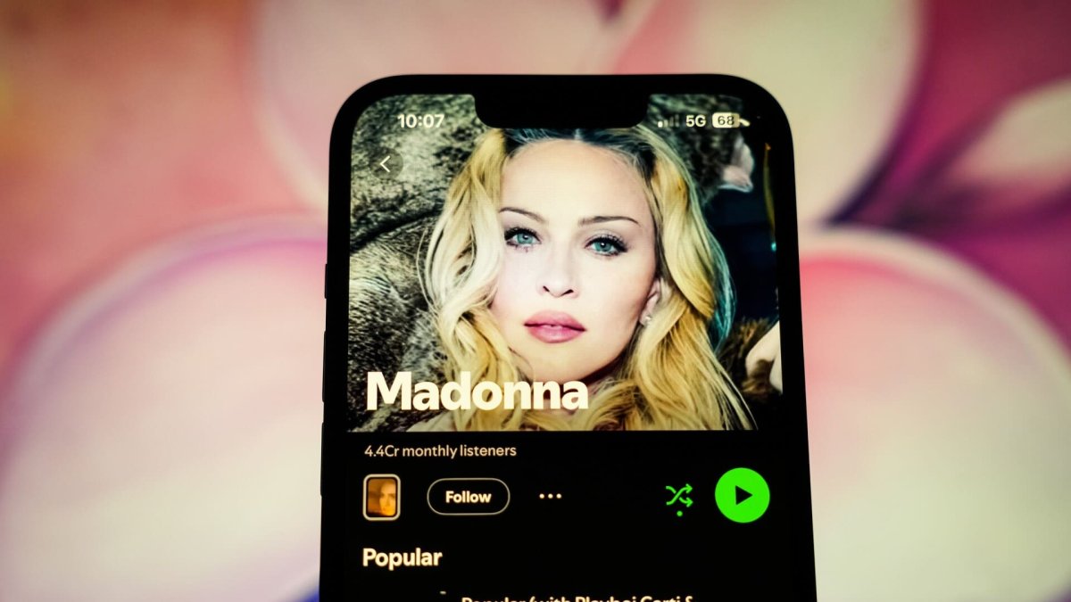 IA et musique : l'Australie bannit les charts générés par IA