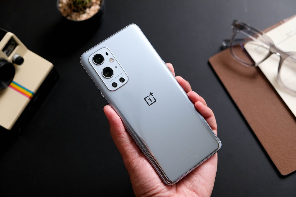 OnePlus Vers une Console Portable : Stratégie Digitale et Opportunités