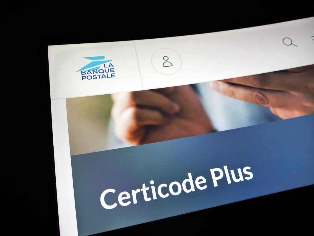 Virements frauduleux de 6 700 euros : la justice oblige La Banque Postale à rembourser sa cliente