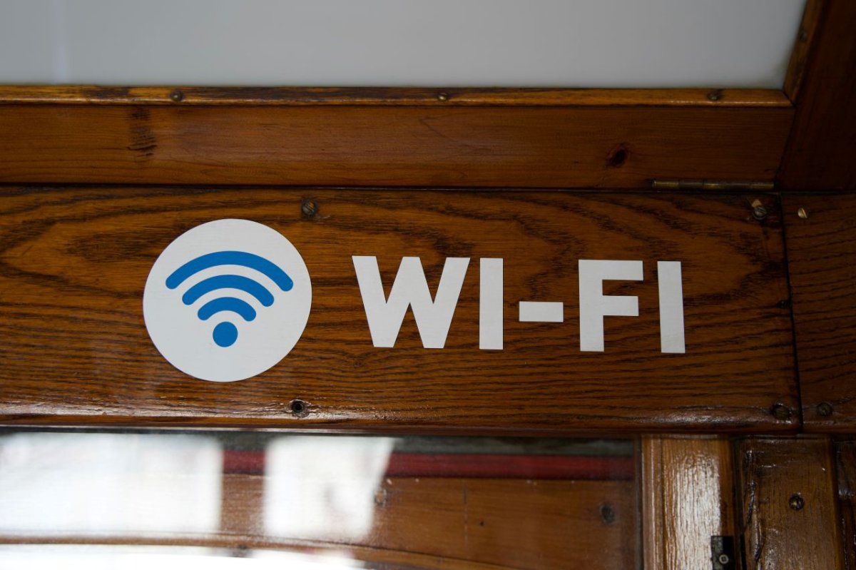 Sécurité Wi-Fi en entreprise : 5 Risques Majeurs pour vos Données